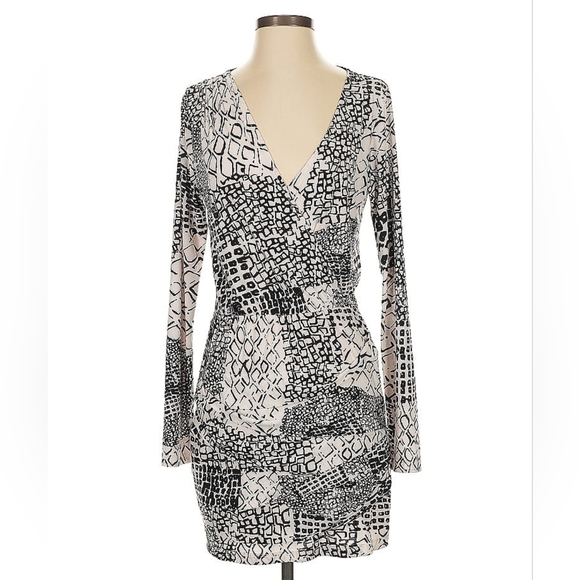 BCBGeneration Plunge Wrap Mini Dress Size S - Picture 2 of 7